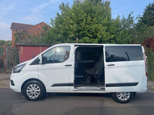 Used Ford Tourneo Custom 2021 for sale - 74829926: Photo 4