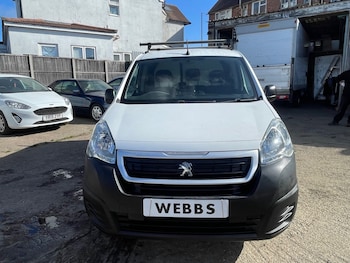 Used Peugeot Partner 2017 for sale - 78300442: Photo