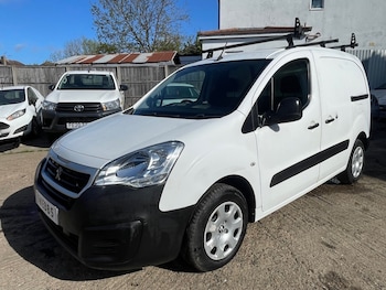 Used Peugeot Partner 2017 for sale - 78300442: Photo
