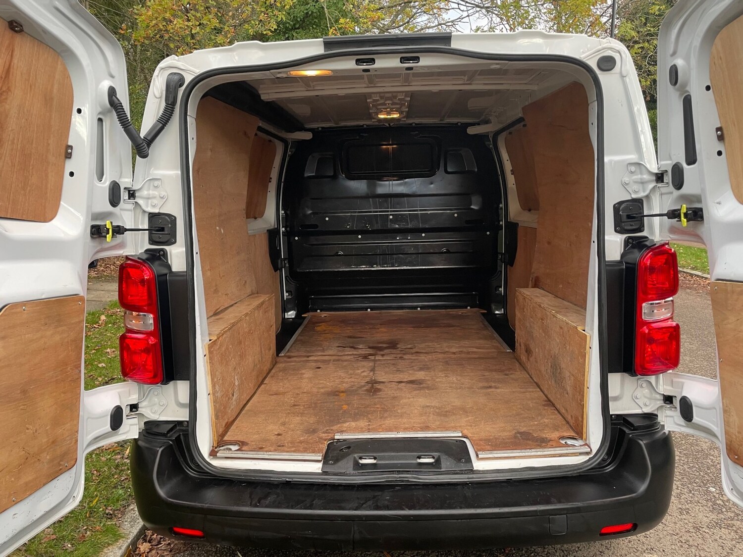 Used Citroen Dispatch 2024 for sale - 76725633: Photo 12