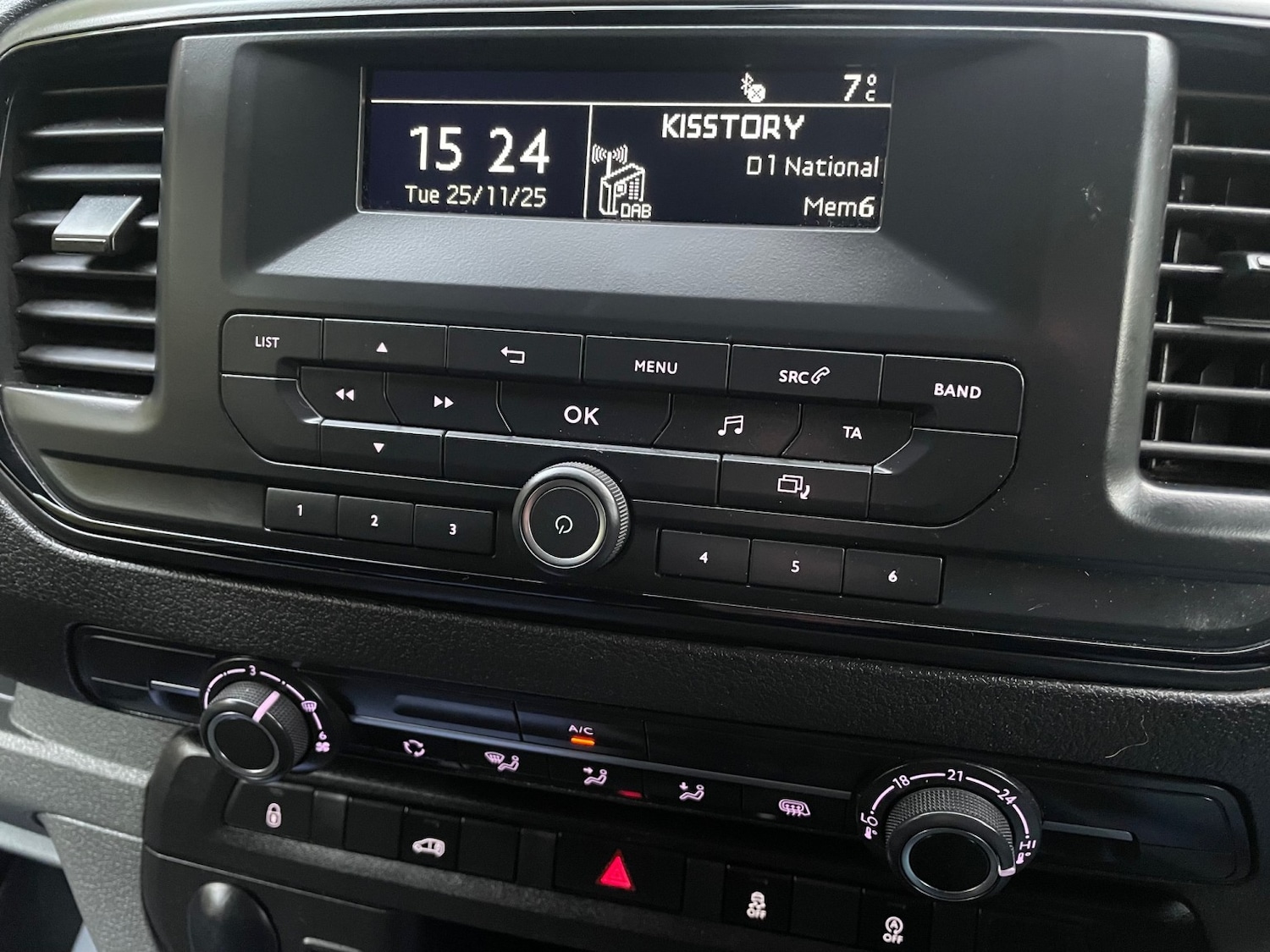 Used Citroen Dispatch 2024 for sale - 76725633: Photo 18