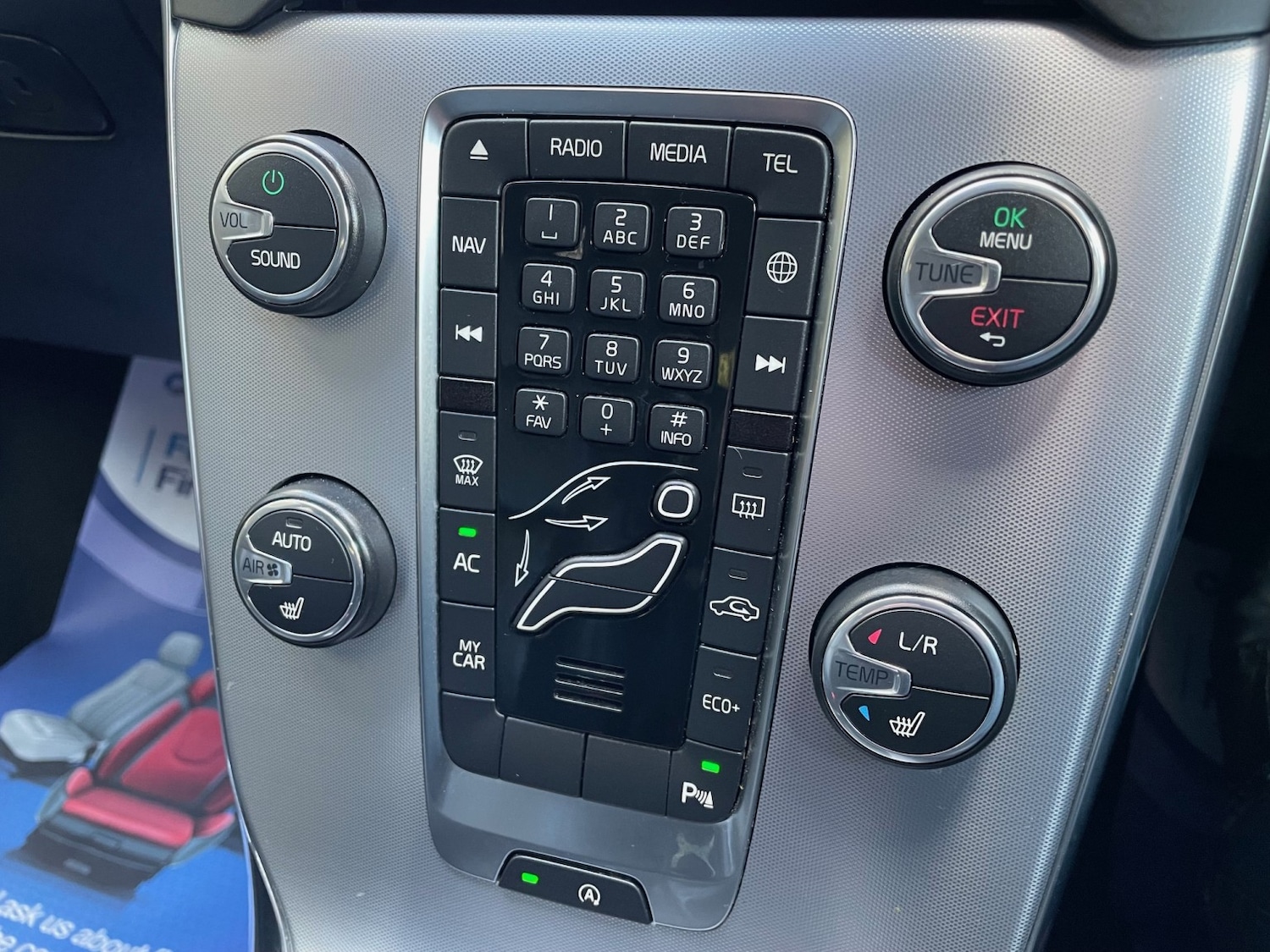 Used Volvo V40 2017 for sale - 76769789: Photo 19