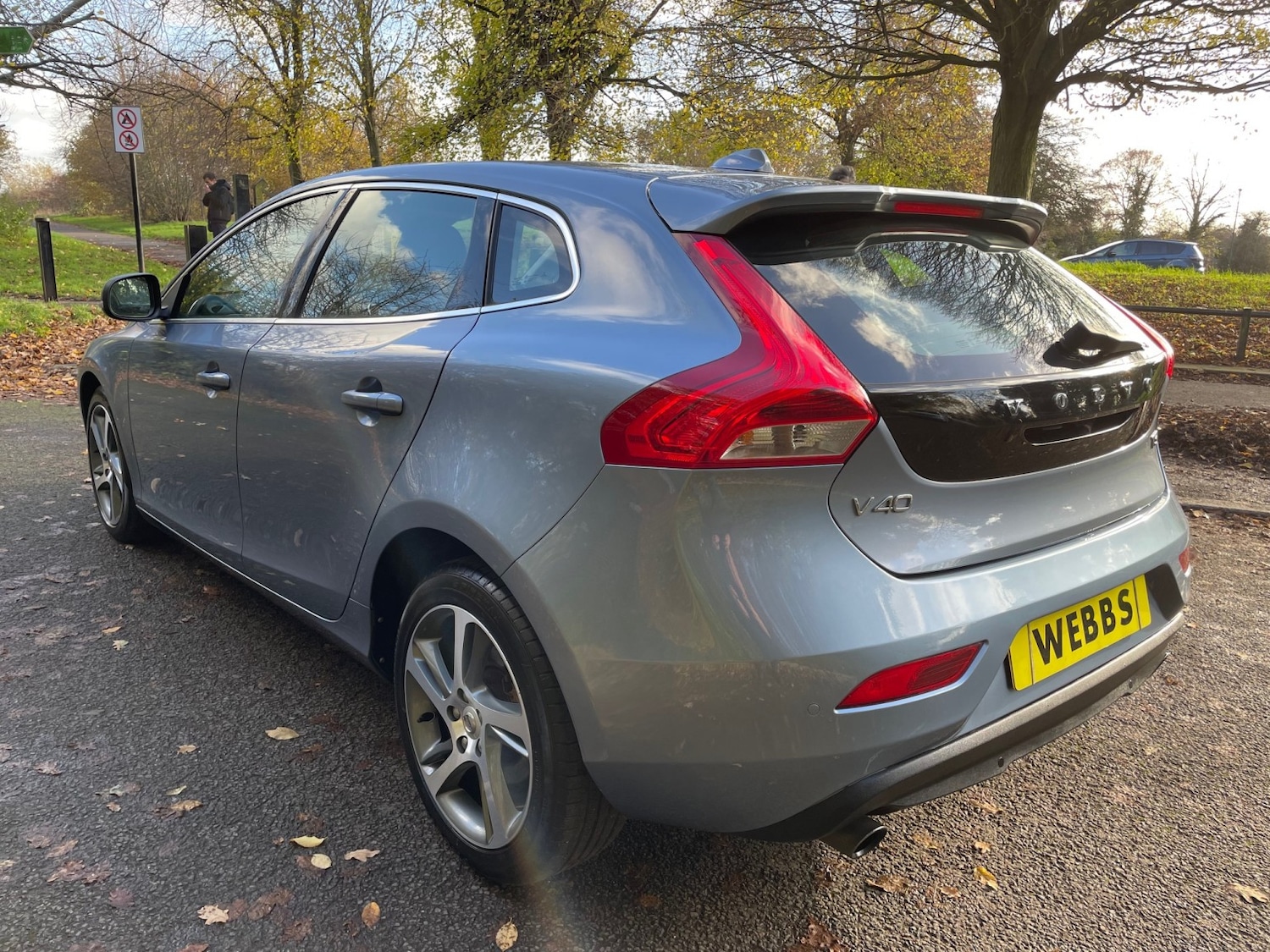 Used Volvo V40 2017 for sale - 76769789: Photo 7