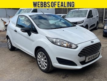 Used Ford Fiesta Van 2016 for sale - 79872657: Photo