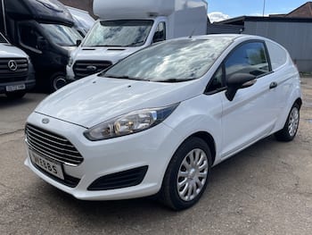 Used Ford Fiesta Van 2016 for sale - 79872657: Photo