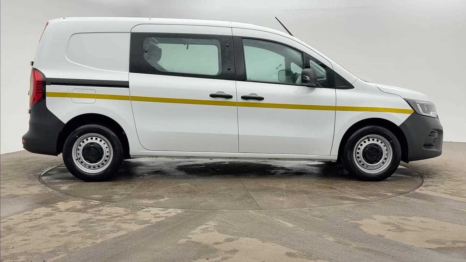 Used Renault Kangoo 2024 for sale - 78084420: Photo 2