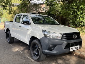 Used Toyota Hilux 2017 for sale - 79668281: Photo