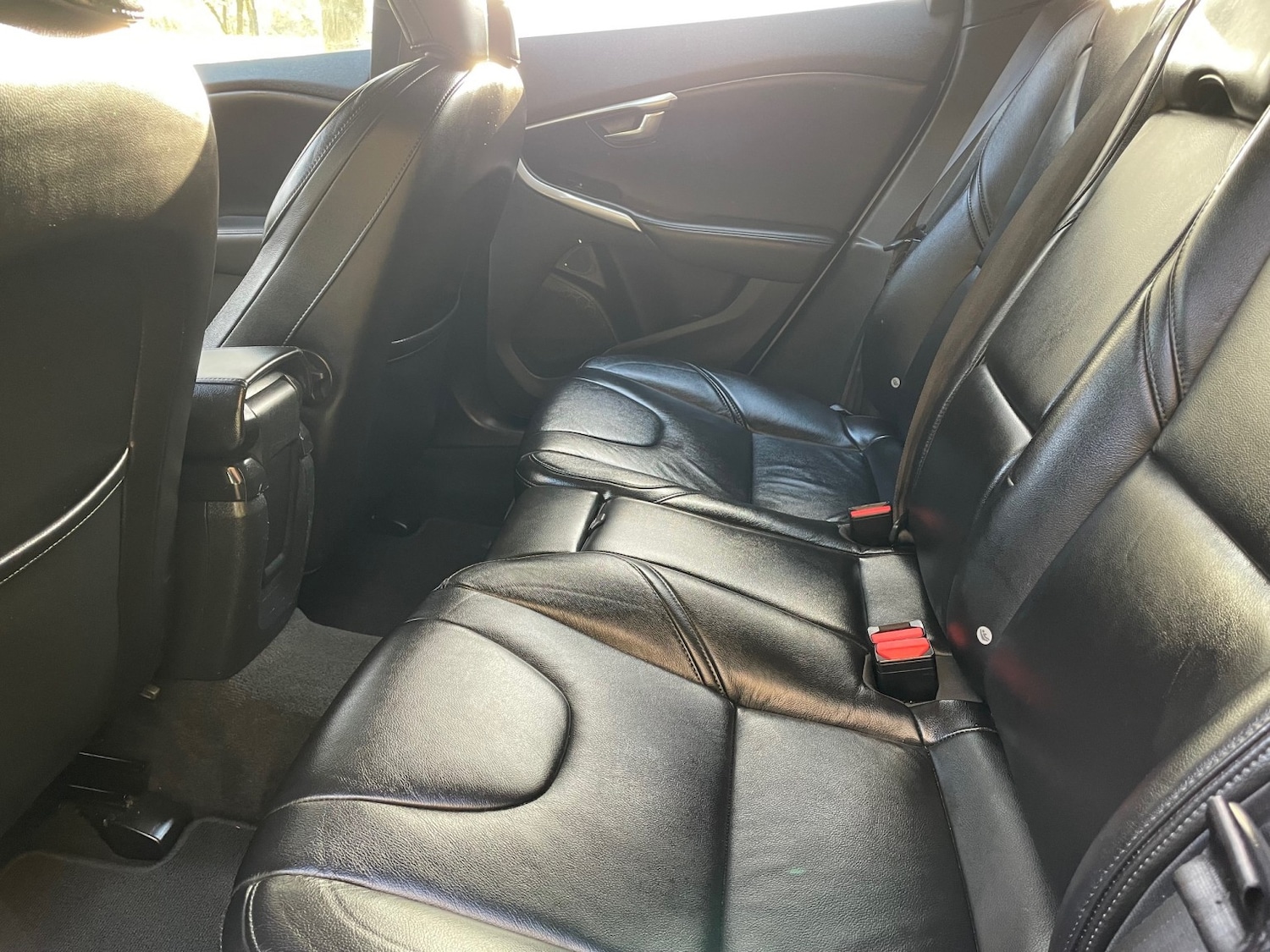 Used Volvo V40 2017 for sale - 76924451: Photo 16