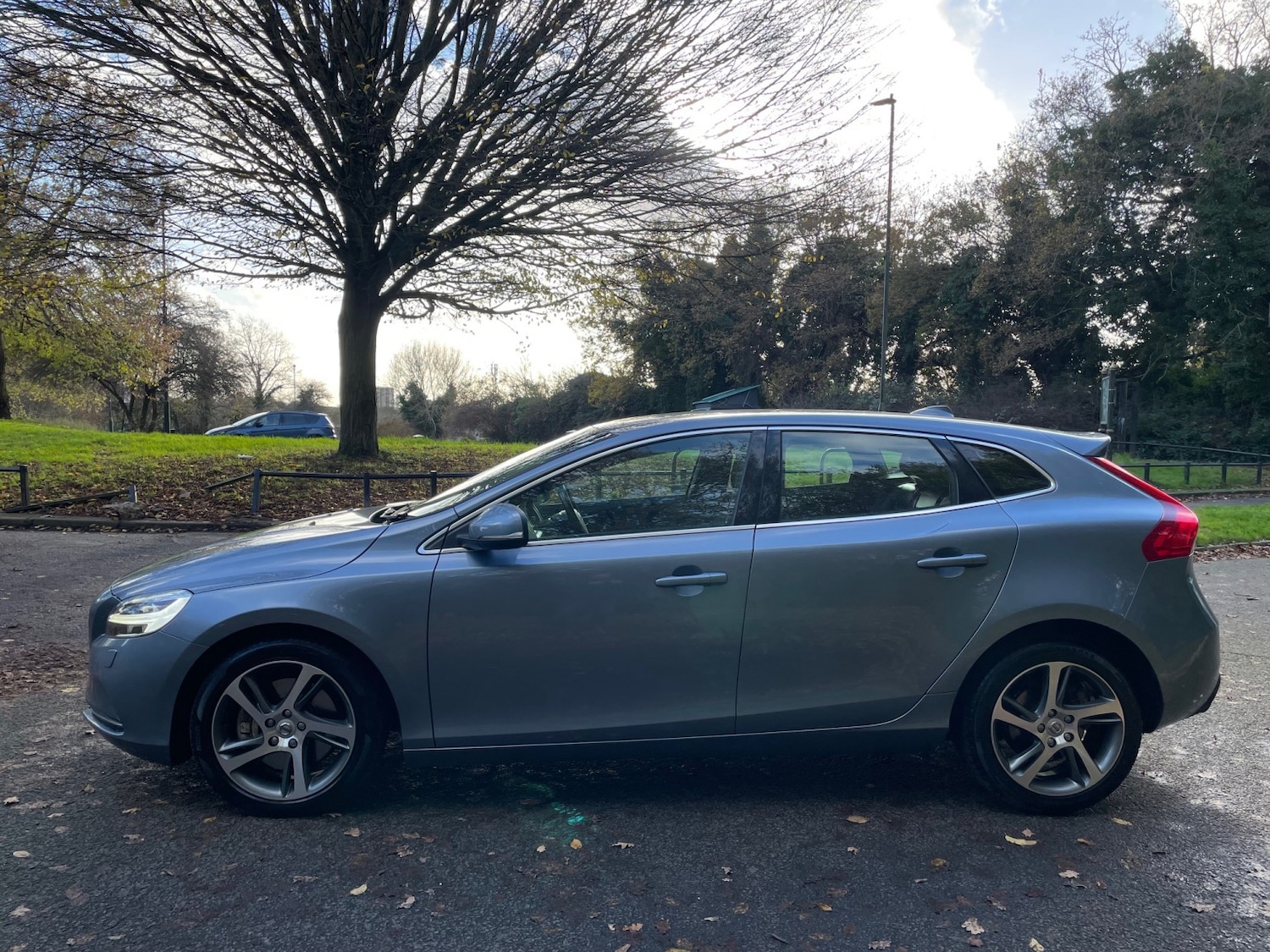 Used Volvo V40 2017 for sale - 76924451: Photo 6