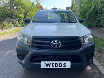 Used Toyota Hilux 2020 for sale - 78667331: Photo
