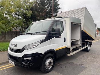 Used Iveco Daily 2017 for sale - 76305576: Photo 3