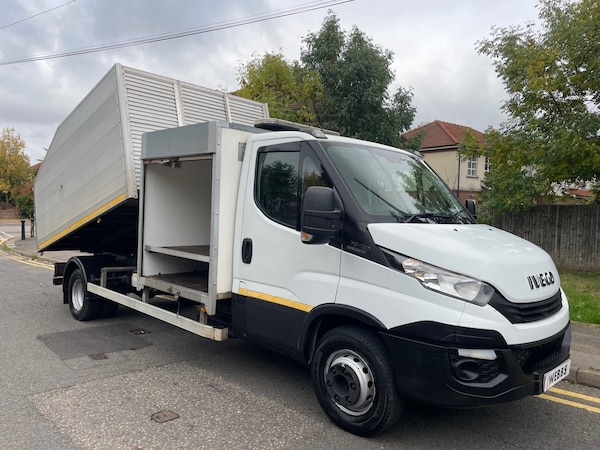 Used Iveco Daily 2017 for sale - 76305576: Photo 4