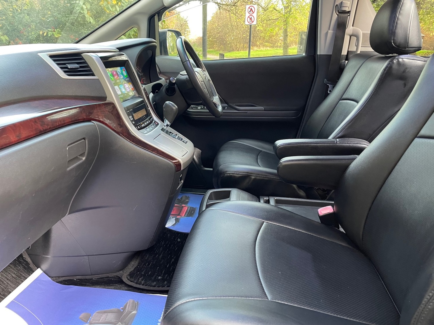 Used Toyota Alphard 2023 for sale - 76924283: Photo 14