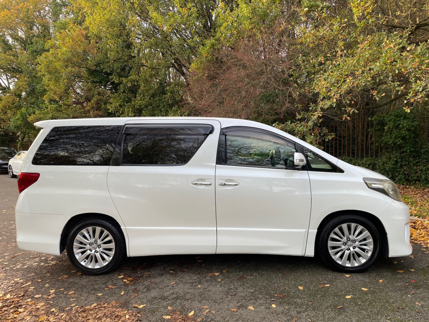 Used Toyota Alphard 2023 for sale - 76924283: Photo 8
