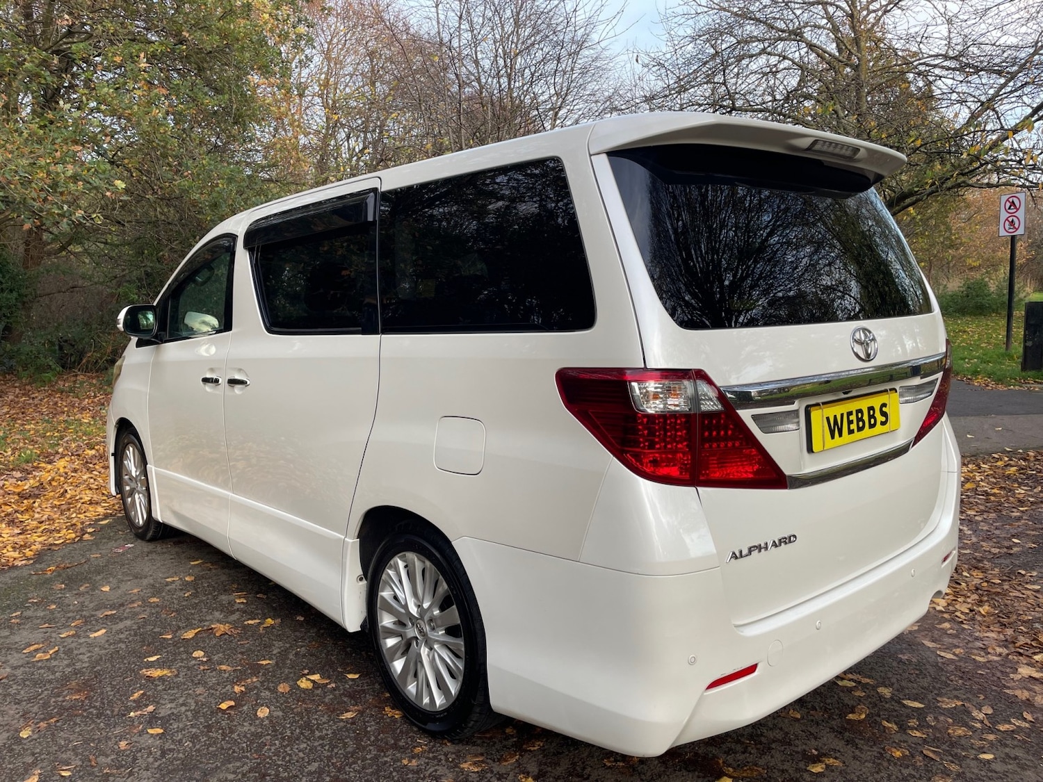 Used Toyota Alphard 2023 for sale - 76924283: Photo 9