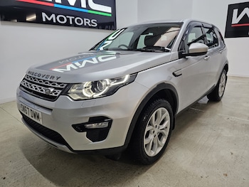 Used Land Rover Discovery Sport 2017 for sale - 76452372: Photo