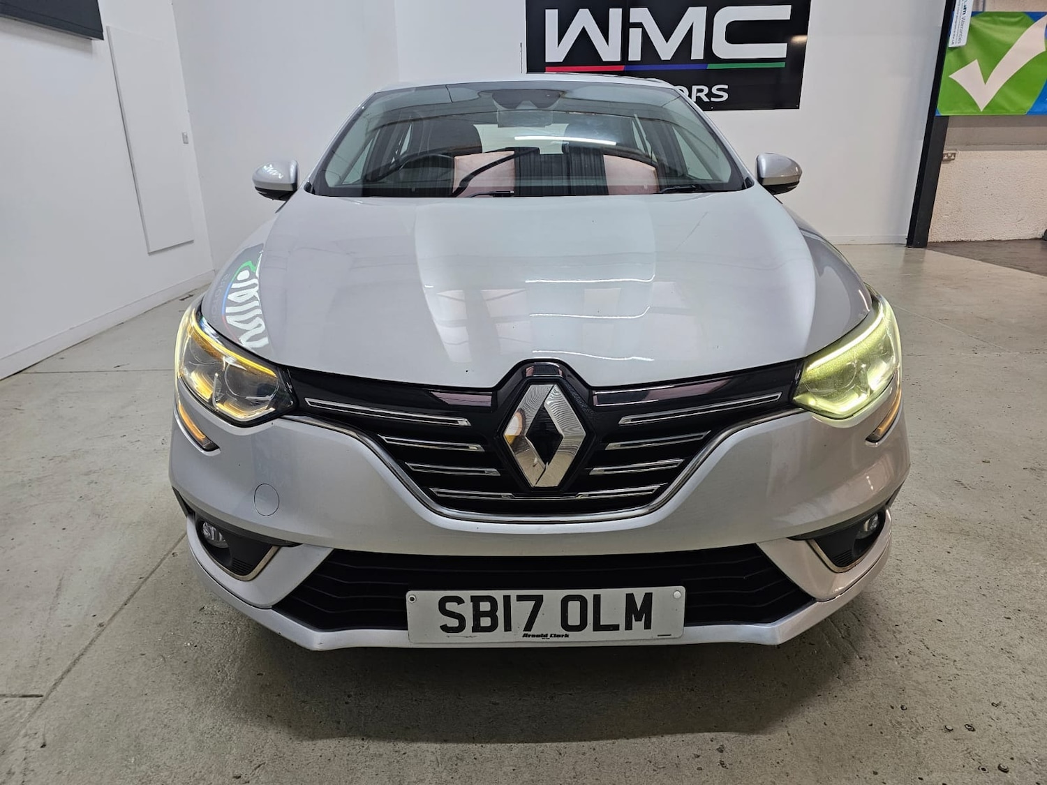 Used Renault Megane 2017 for sale - 76385169: Photo 3