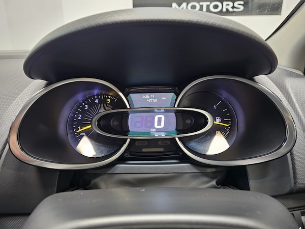 Used Renault Clio 2015 for sale - 75380916: Photo 13