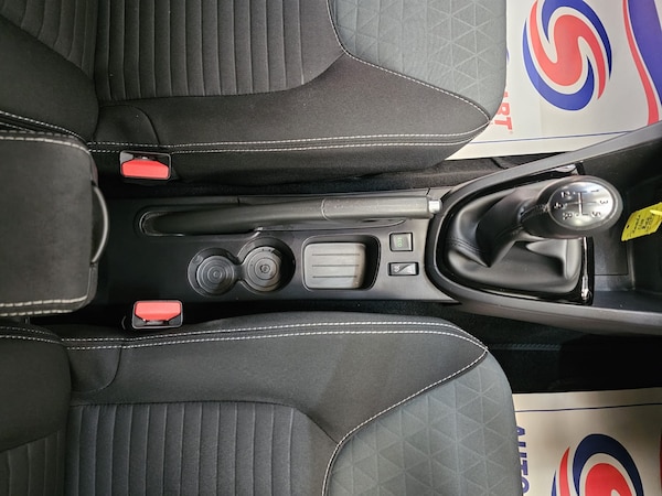 Used Renault Clio 2015 for sale - 75380916: Photo 22
