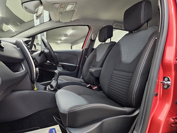 Used Renault Clio 2015 for sale - 75380916: Photo 26