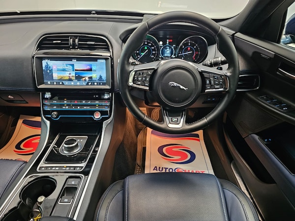 Used Jaguar XE 2016 for sale - 75689541: Photo 12