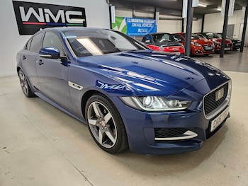 Used Jaguar XE 2016 for sale - 75689541: Photo