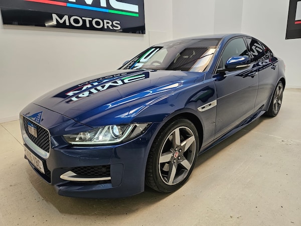 Used Jaguar XE 2016 for sale - 75689541: Photo 4