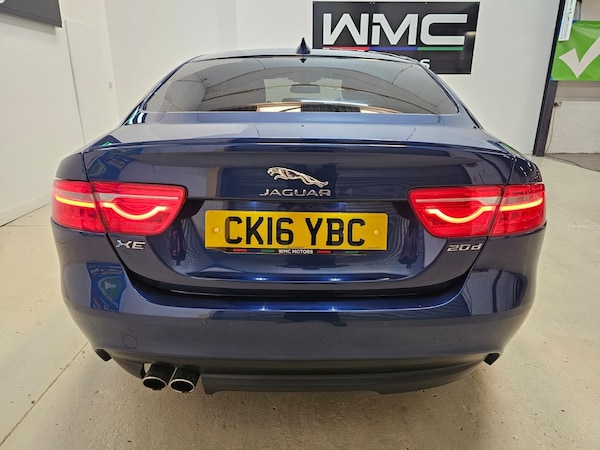 Used Jaguar XE 2016 for sale - 75689541: Photo 7
