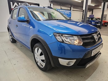 Used Dacia Sandero Stepway 2013 for sale - 76919441: Photo