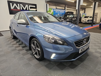 Used Volvo V40 2016 for sale - 78596179: Photo