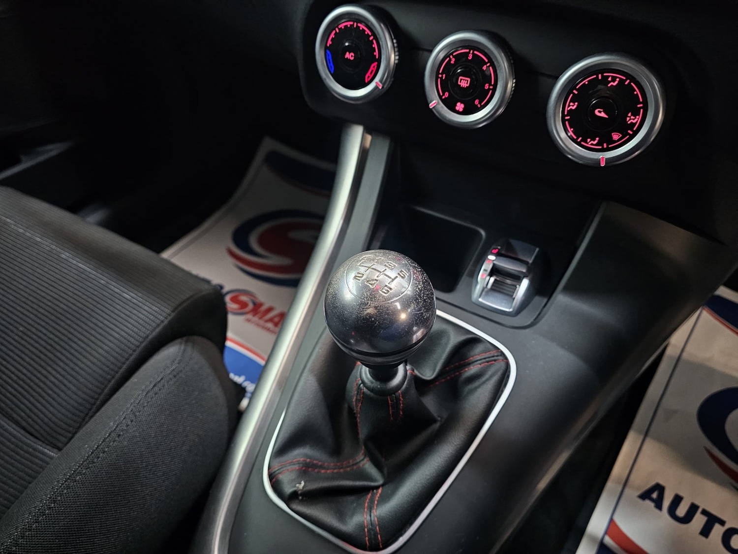 Used Alfa Romeo Giulietta 2013 for sale - 77261255: Photo 15