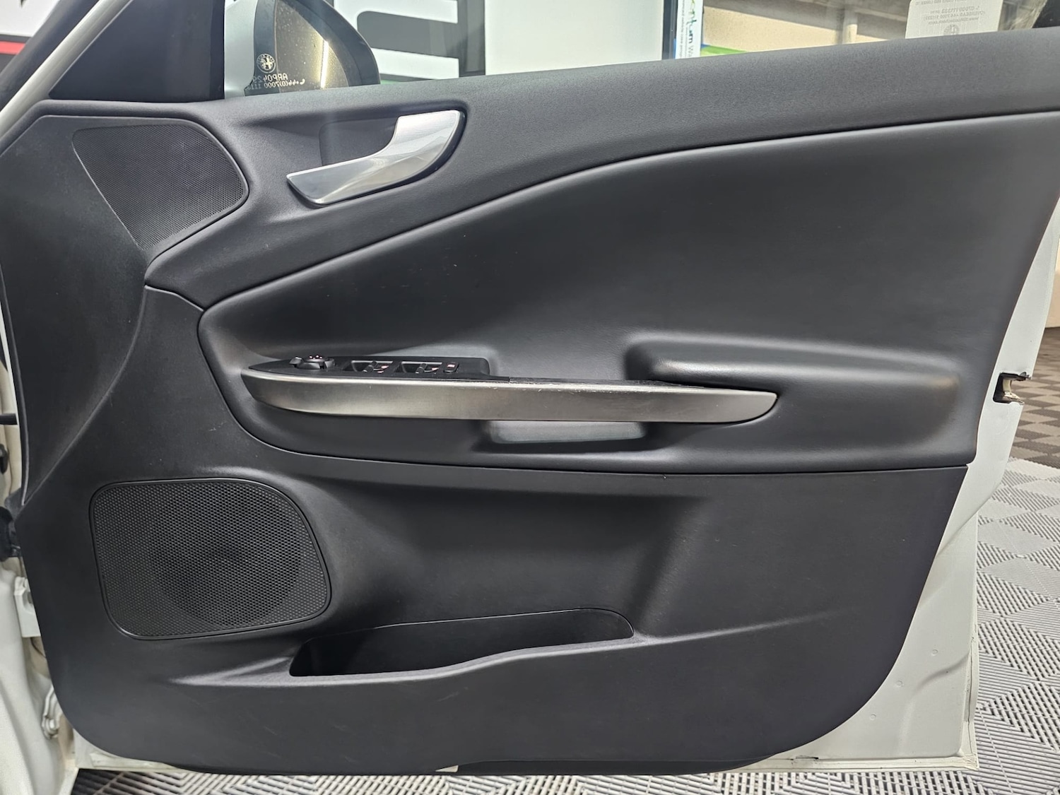 Used Alfa Romeo Giulietta 2013 for sale - 77261255: Photo 18