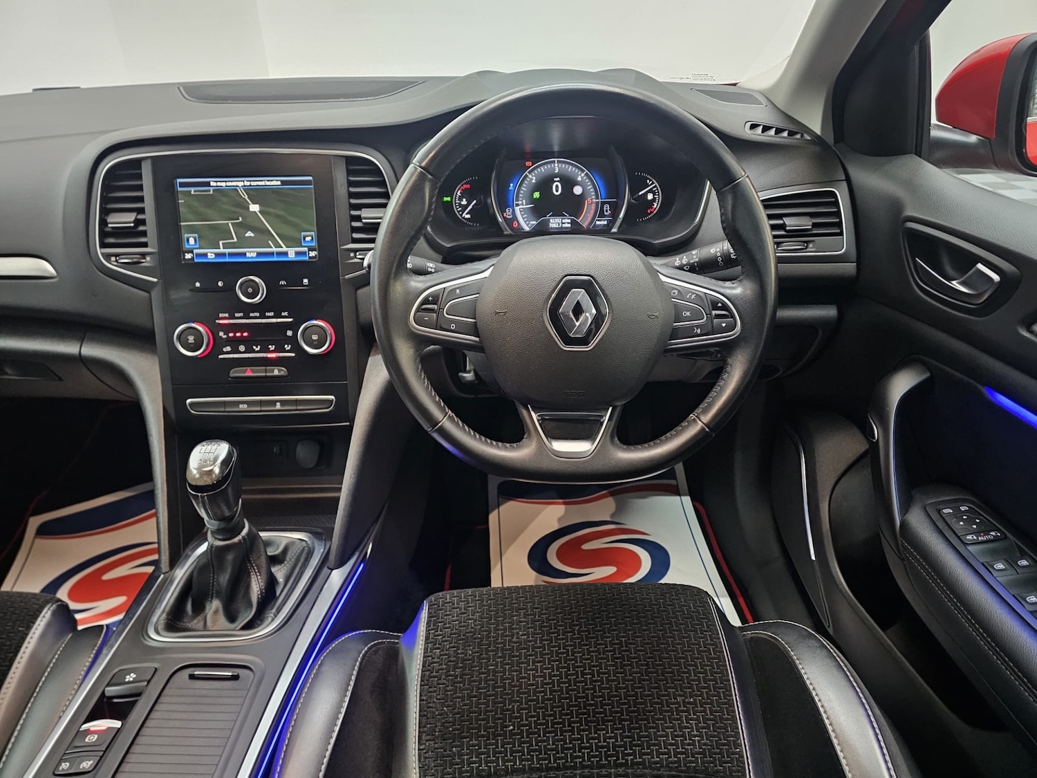 Used Renault Megane 2016 for sale - 77364802: Photo 12