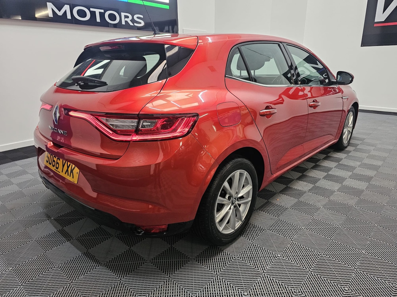 Used Renault Megane 2016 for sale - 77364802: Photo 8