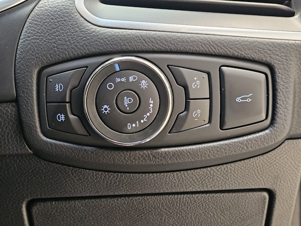 Used Ford Edge 2017 for sale - 75582739: Photo 16