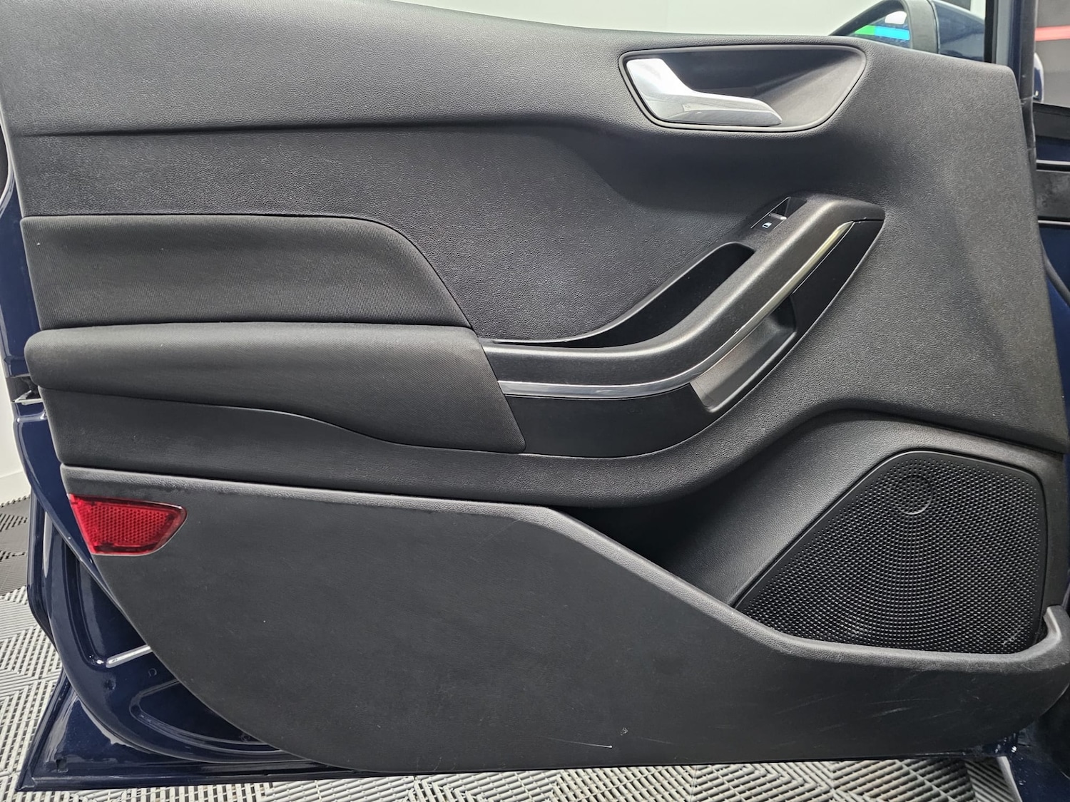 Used Ford Fiesta 2017 for sale - 77602010: Photo 21