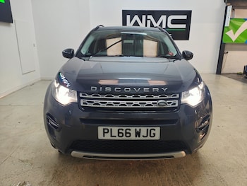 Used Land Rover Discovery Sport 2017 for sale - 76453871: Photo