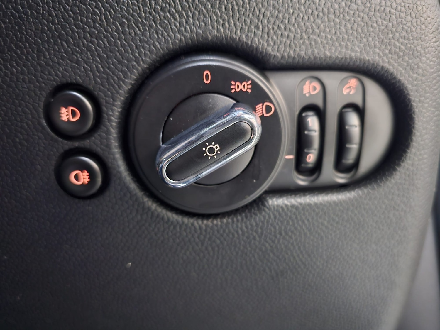 Used MINI Hatch 2015 for sale - 76918202: Photo 14