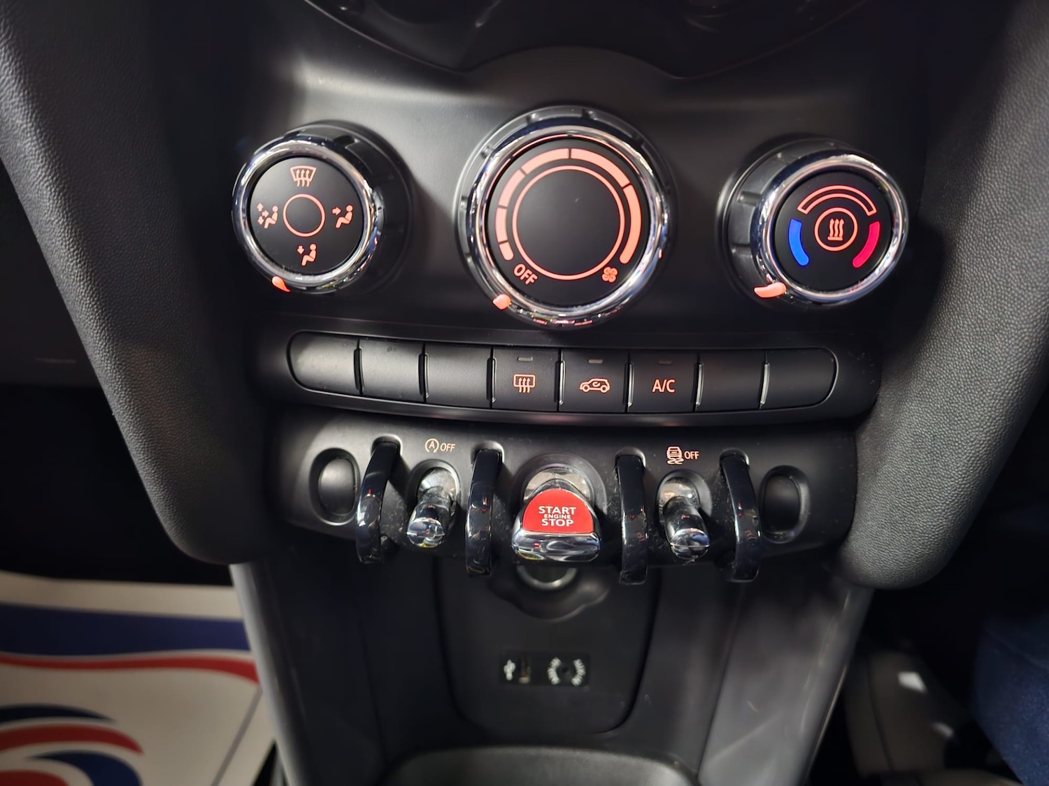 Used MINI Hatch 2015 for sale - 76918202: Photo 15