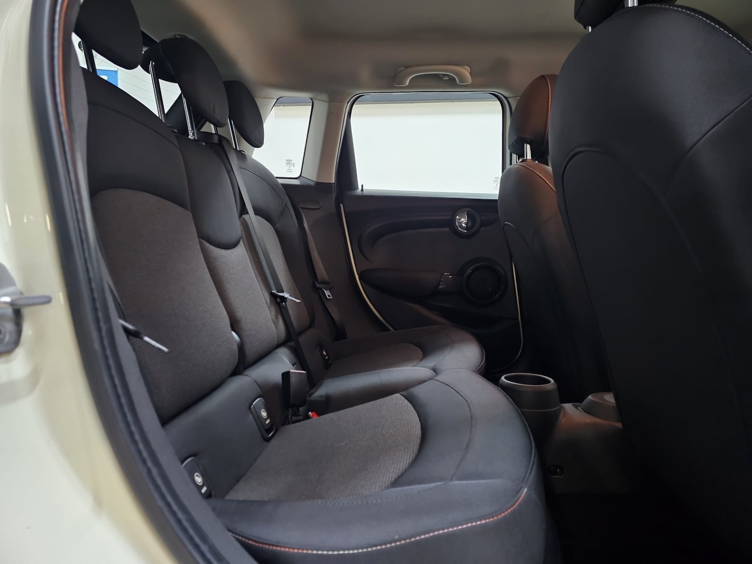 Used MINI Hatch 2015 for sale - 76918202: Photo 24