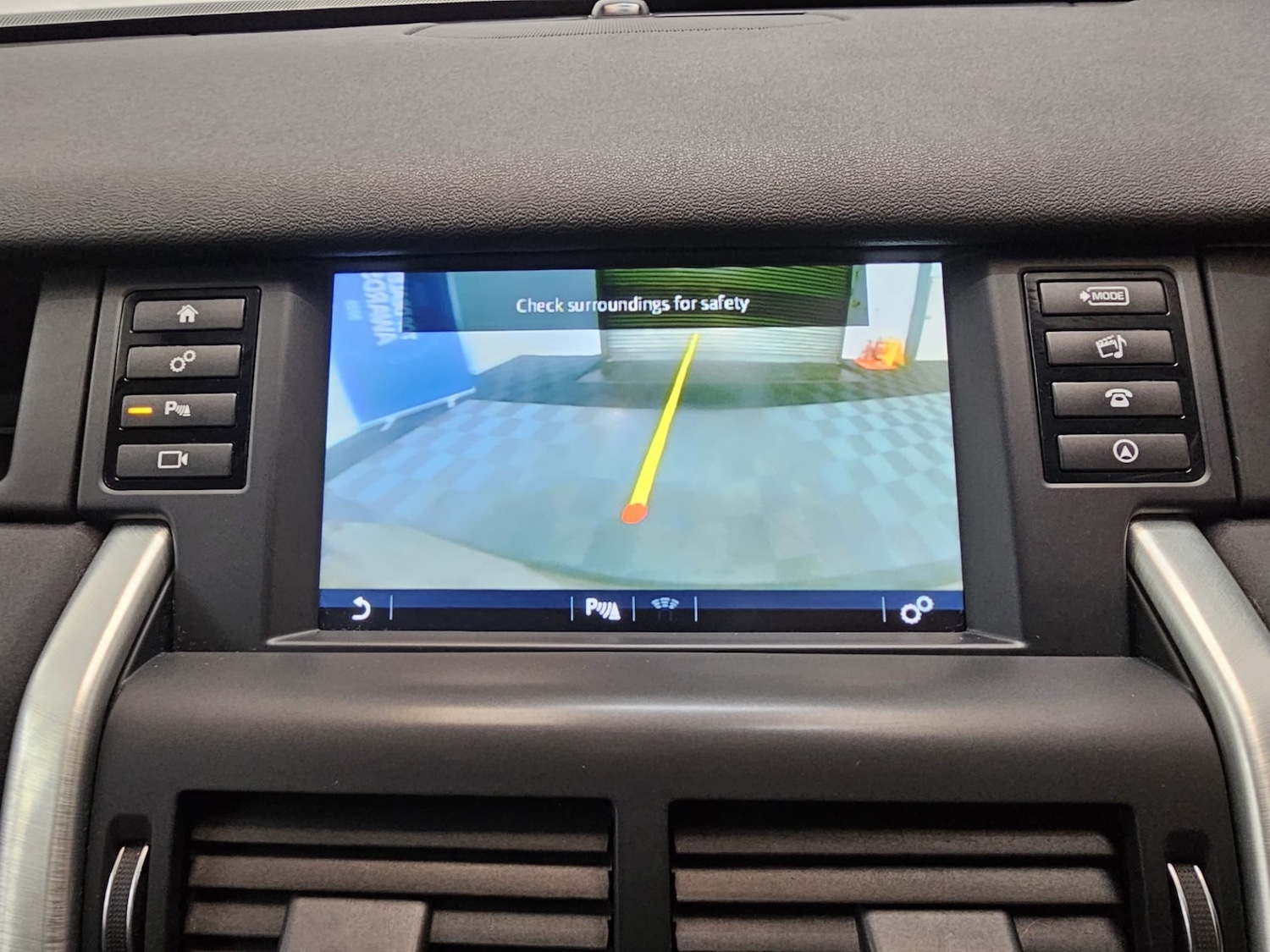 Used Land Rover Discovery Sport 2015 for sale - 77501247: Photo 16