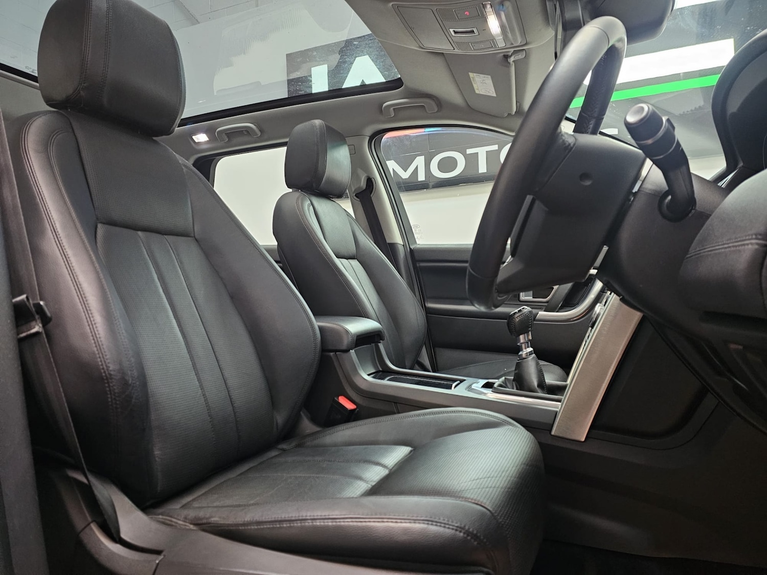 Used Land Rover Discovery Sport 2015 for sale - 77501247: Photo 22