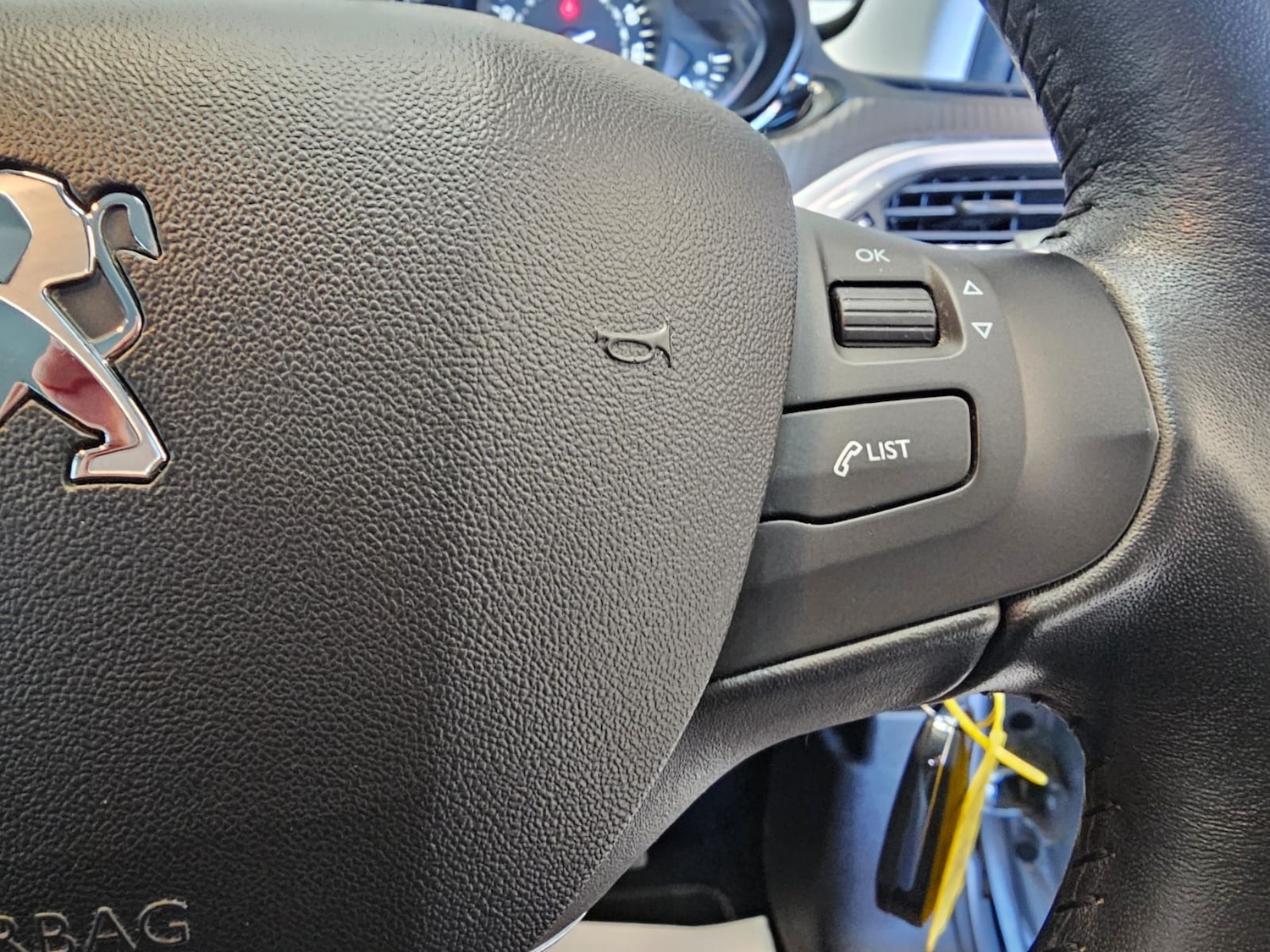 Used Peugeot 2008 2017 for sale - 76494109: Photo 15