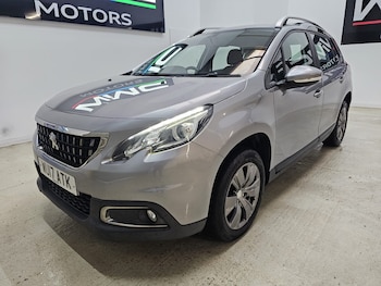 Used Peugeot 2008 2017 for sale - 76494109: Photo
