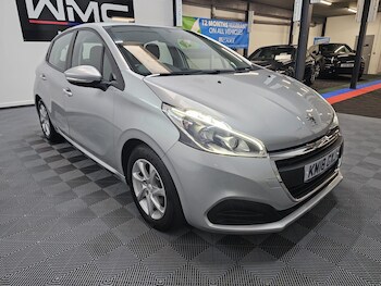 Used Peugeot 208 2018 for sale - 77873616: Photo