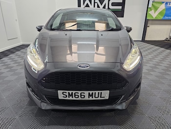 Used Ford Fiesta 2017 for sale - 77261180: Photo