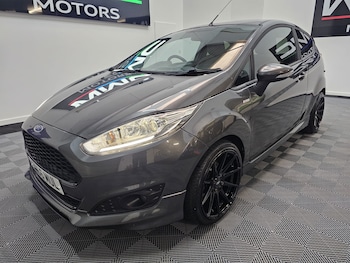 Used Ford Fiesta 2017 for sale - 77261180: Photo