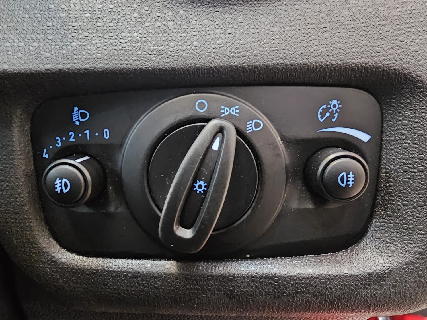 Used Ford Fiesta 2016 for sale - 76602719: Photo 15