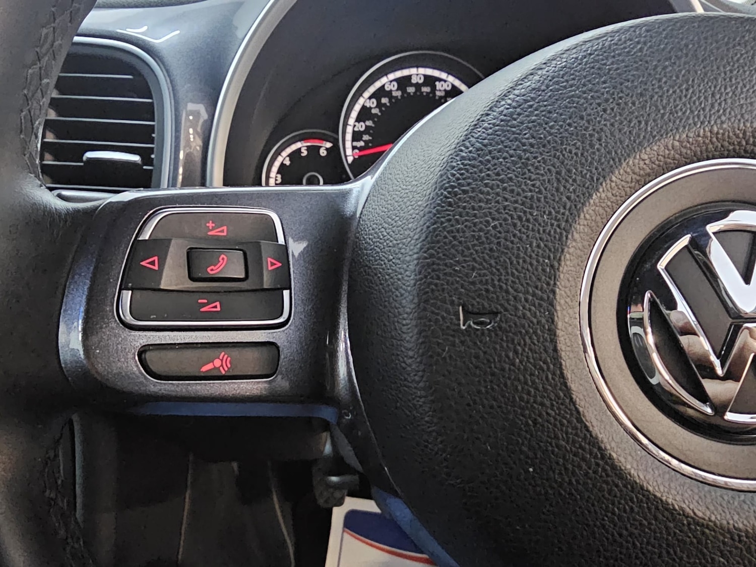 Used Volkswagen Beetle 2014 for sale - 77128322: Photo 11