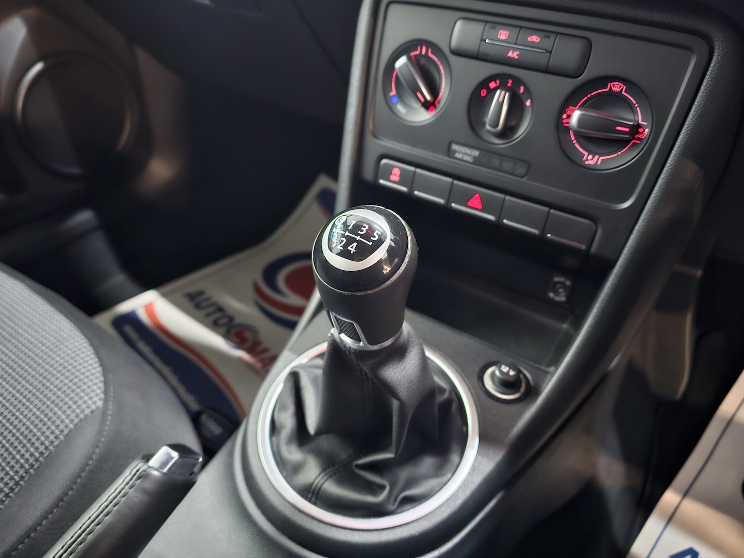 Used Volkswagen Beetle 2014 for sale - 77128322: Photo 16